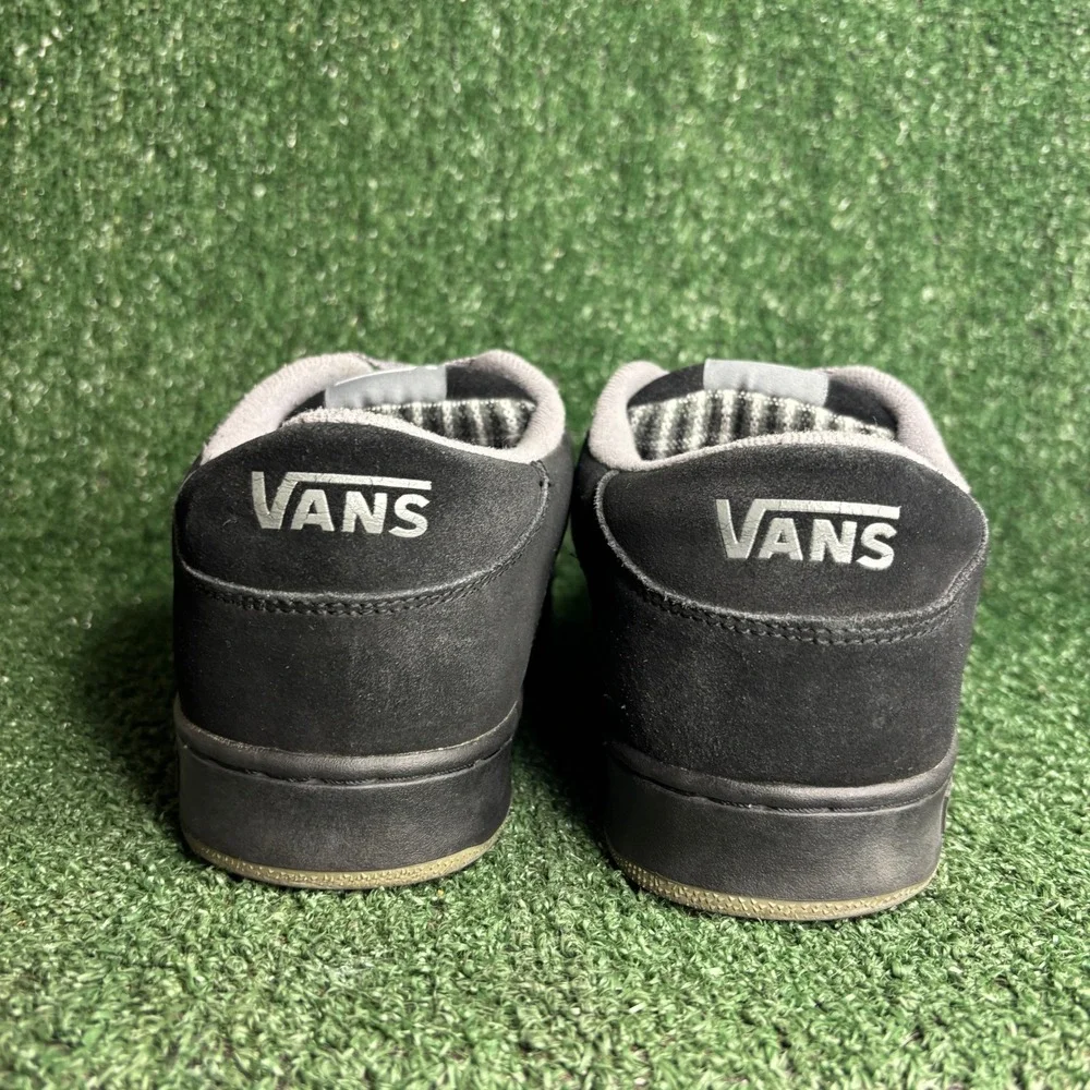 Vans Wally Two Suede Skateboard Low Top Vintage Y2K Sneakers Black Mens Sz‎ 10.5